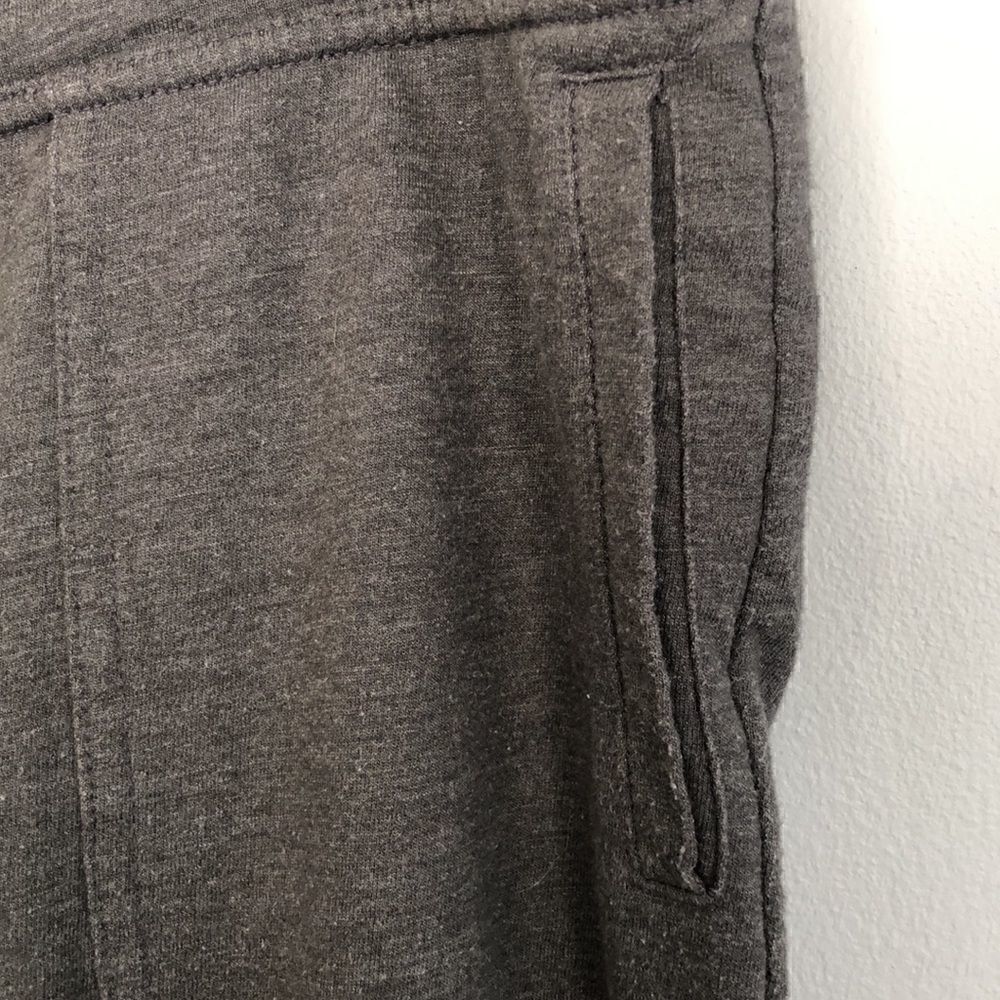 Comfy cozy Women’s size XL heathered gray Sweat pants - Picture 5 of 11